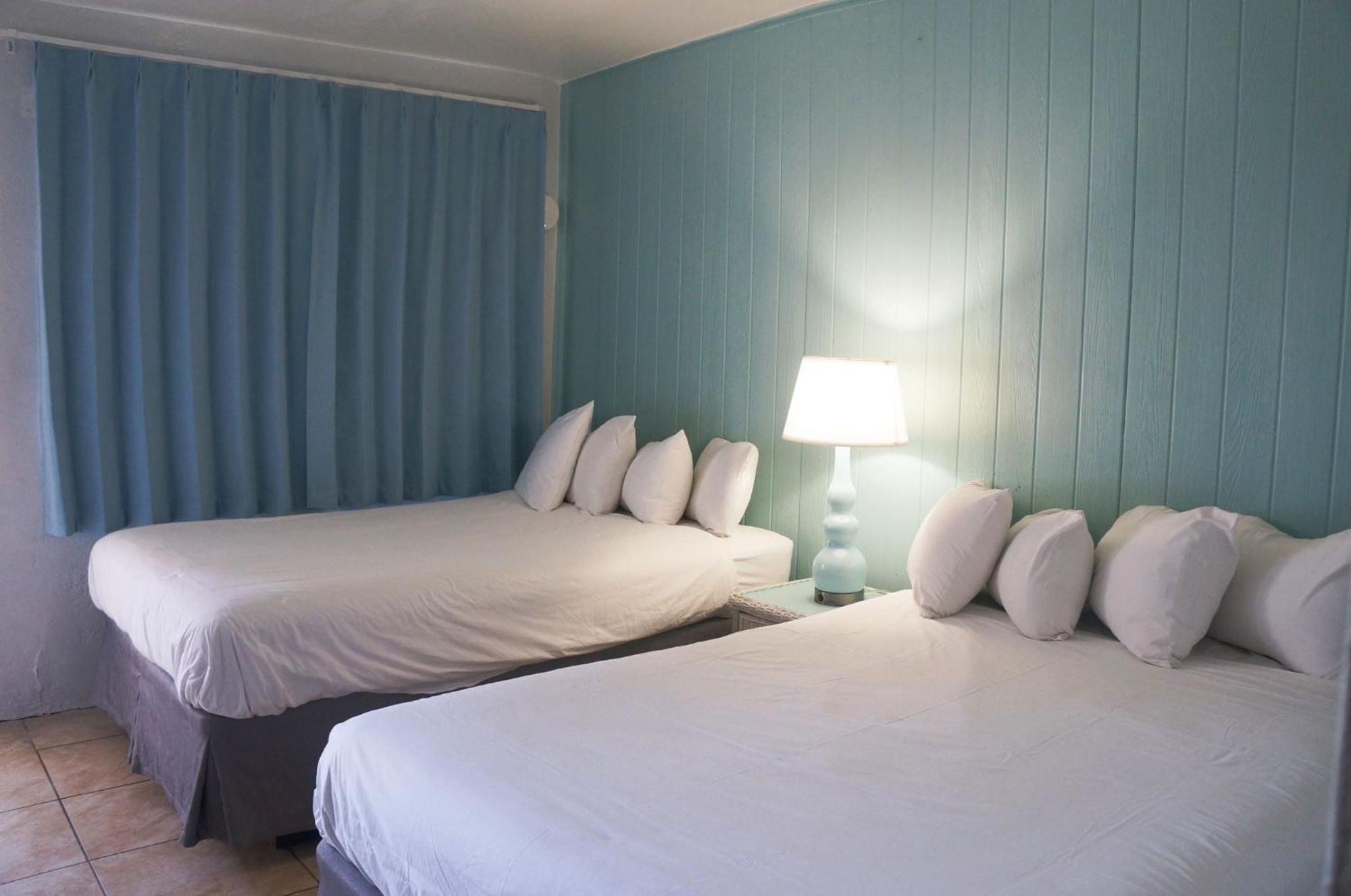Ocean Holiday Motel Daytona Beach Bagian luar foto