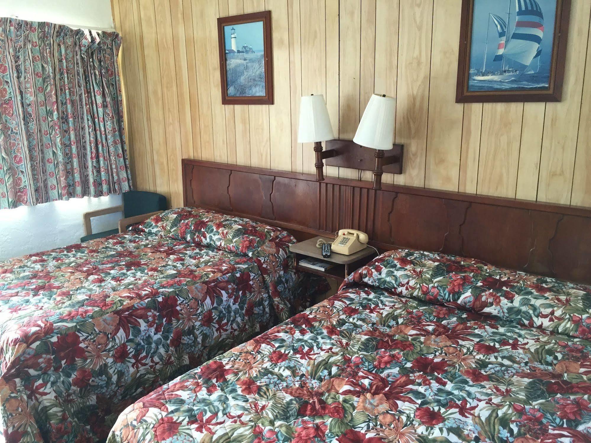 Ocean Holiday Motel Daytona Beach Bagian luar foto